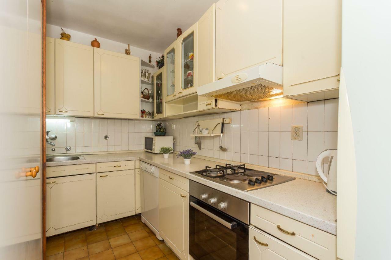 Apartment Apartman Melvan